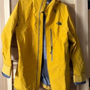 The North Face Goretex jacket M